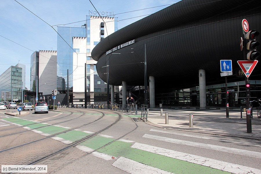 Straßenbahn Grenoble - Anlagen
/ Bild: grenobleanlagen_bk1404260100.jpg