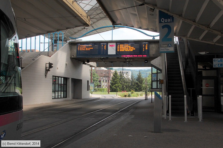Straßenbahn Grenoble - Anlagen
/ Bild: grenobleanlagen_bk1404260155.jpg
