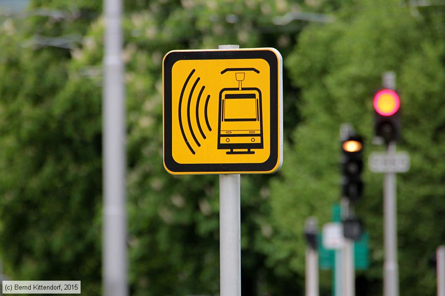 Straßenbahn Grenoble - Anlagen
/ Bild: grenobleanlagen_bk1504270211.jpg