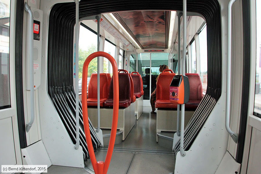 Straßenbahn Le Mans - 1006 - Innenansicht
/ Bild: lemans1006_bk1507220152.jpg