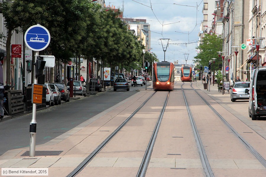 Straßenbahn Le Mans - 1006
/ Bild: lemans1006_bk1507220336.jpg