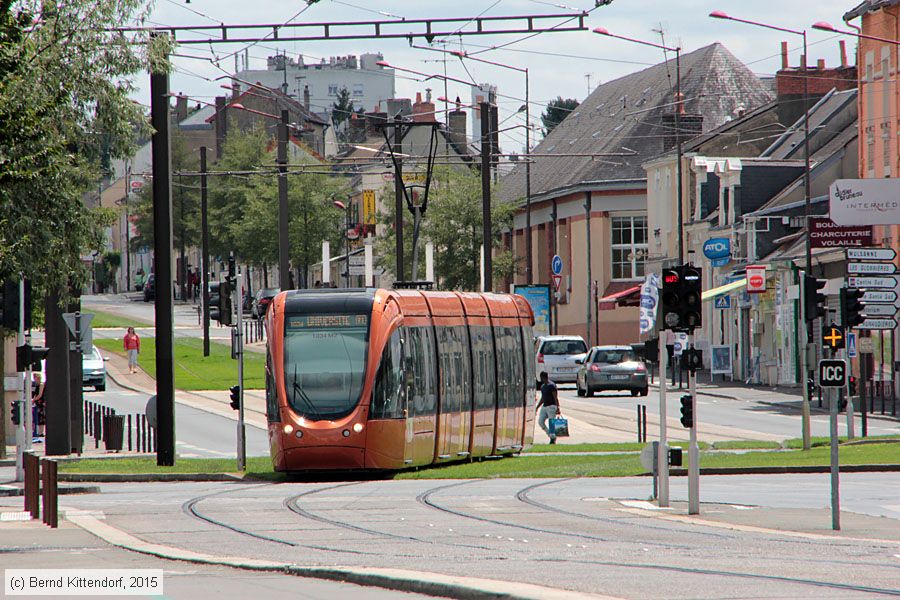 Straßenbahn Le Mans - 1034
/ Bild: lemans1034_bk1507220225.jpg Straßenbahn Le Mans - 1034
/ Bild: lemans1034_bk1507220225.jpg