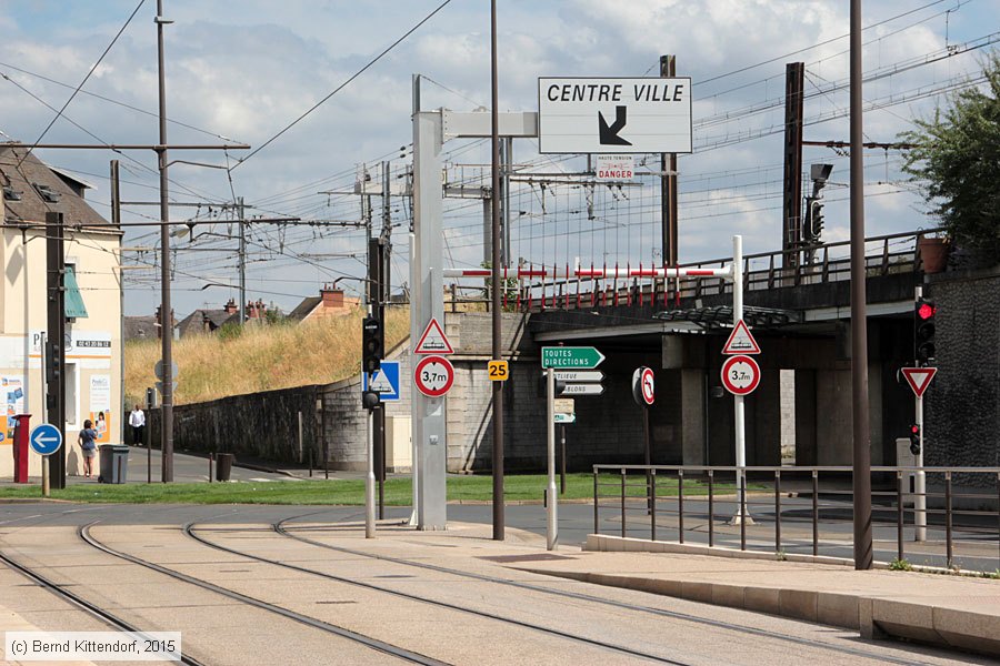 Straßenbahn Le Mans - Anlagen
/ Bild: lemansanlagen_bk1507220278.jpg Straßenbahn Le Mans - Anlagen
/ Bild: lemansanlagen_bk1507220278.jpg