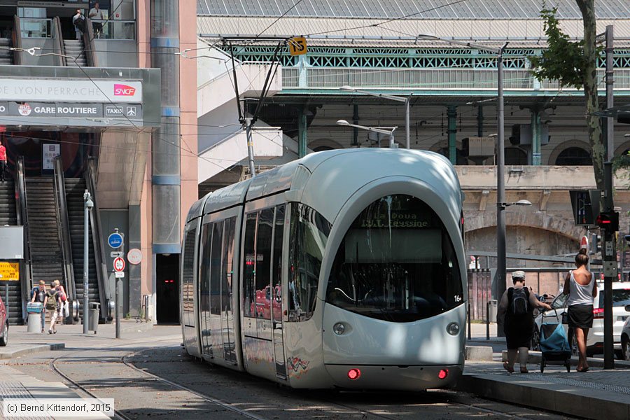 Straßenbahn Lyon - 0816
/ Bild: lyon0816_bk1507180083.jpg Straßenbahn Lyon - 0816
/ Bild: lyon0816_bk1507180083.jpg