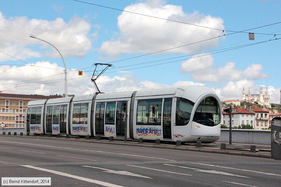 Straßenbahn Lyon - 0832
/ Bild: lyon0832_bk1406290026.jpg Straßenbahn Lyon - 0832
/ Bild: lyon0832_bk1406290026.jpg