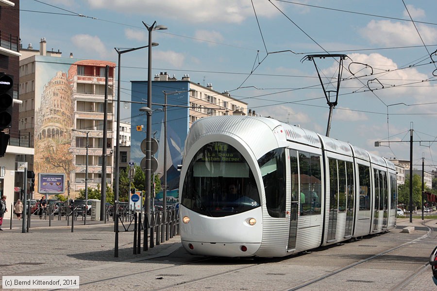 Straßenbahn Lyon - 0858
/ Bild: lyon0858_bk1404290279.jpg