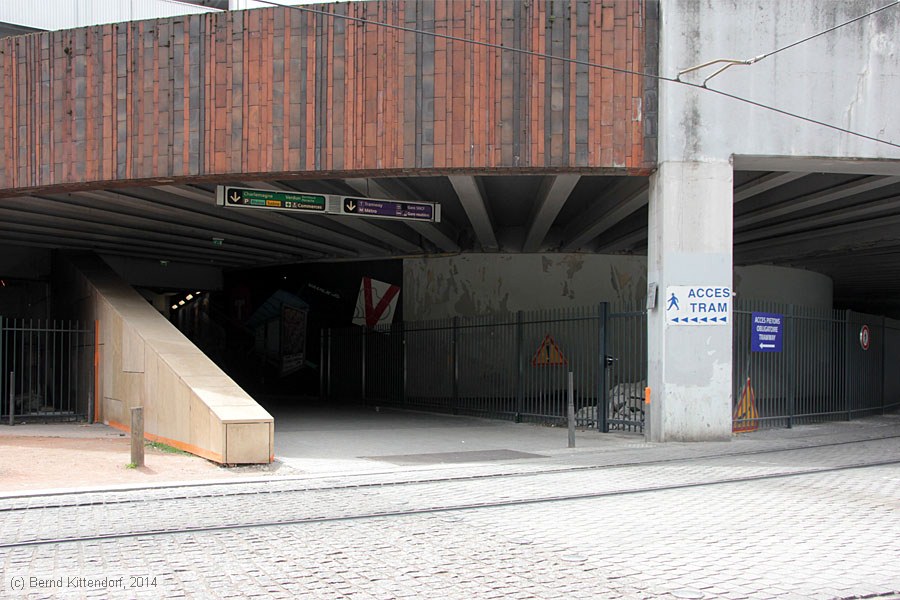 Straßenbahn Lyon - Anlagen
/ Bild: lyonanlagen_bk1404270283.jpg Straßenbahn Lyon - Anlagen
/ Bild: lyonanlagen_bk1404270283.jpg