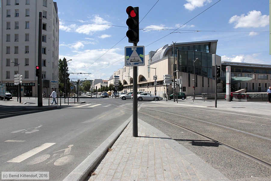 Straßenbahn Lyon - Anlagen
/ Bild: lyonanlagen_bk1608010103.jpg
