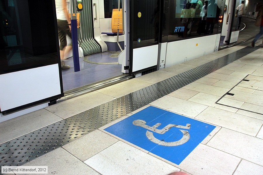 Stra&szlig;enbahn Marseille - Anlagen
/ Bild: marseilleanlagen_bk1208070358.jpg