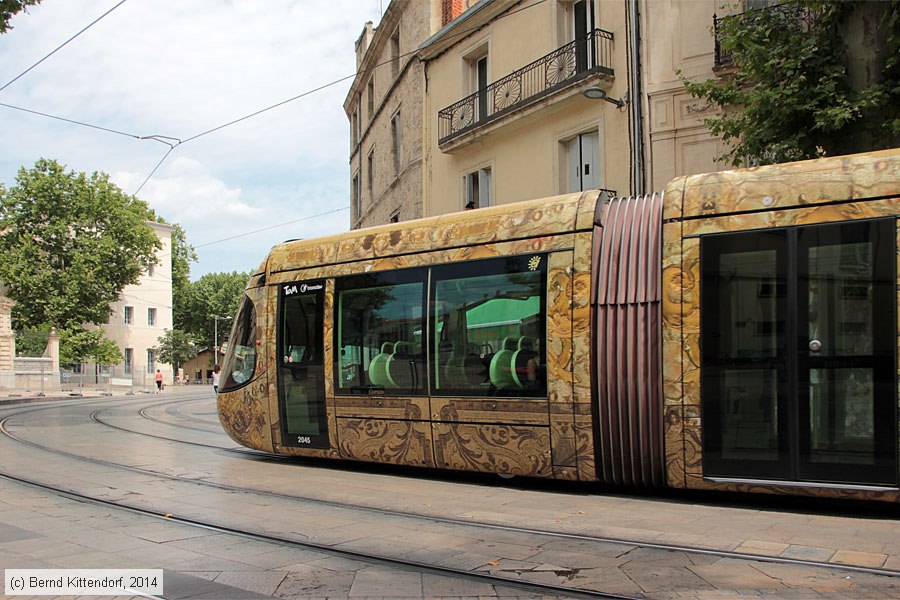 Straßenbahn Montpellier - 2045
/ Bild: montpellier2045_bk1406270153.jpg Straßenbahn Montpellier - 2045
/ Bild: montpellier2045_bk1406270153.jpg