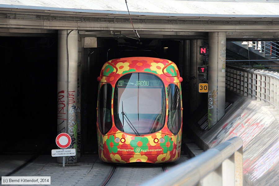 Straßenbahn Montpellier - 2049
/ Bild: montpellier2049_bk1406250439.jpg Straßenbahn Montpellier - 2049
/ Bild: montpellier2049_bk1406250439.jpg