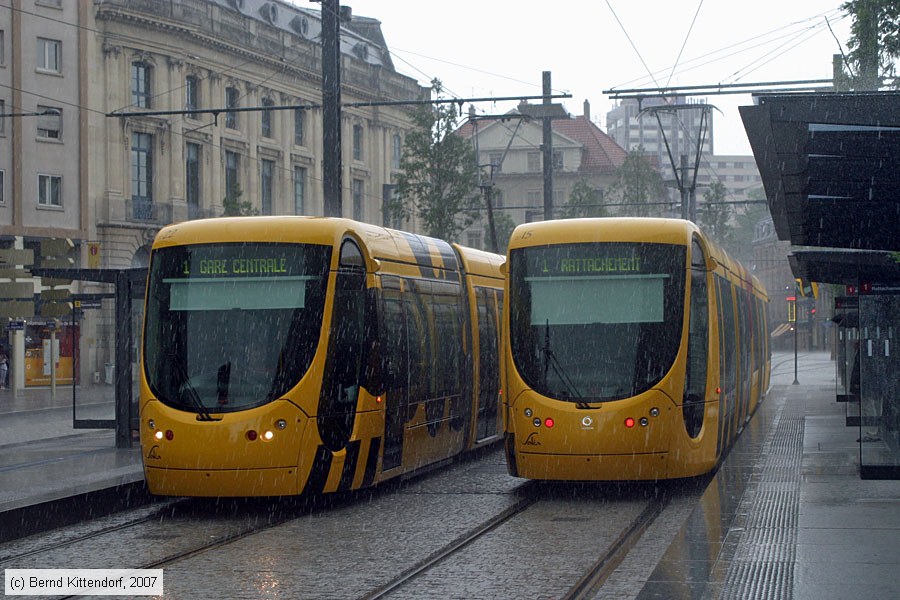 Straßenbahn Mulhouse - 2022 und 2015
/ Bild: mulhouse2022_bk0706090122.jpg Straßenbahn Mulhouse - 2022 und 2015
/ Bild: mulhouse2022_bk0706090122.jpg