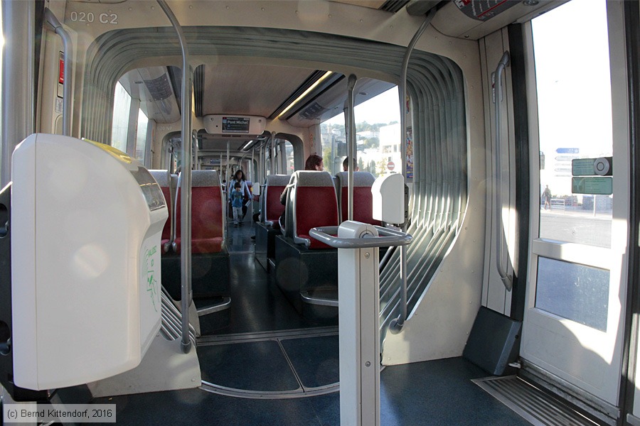 Straßenbahn Nice - 020 - Innenansicht
/ Bild: nice020_bk1610180060.jpg