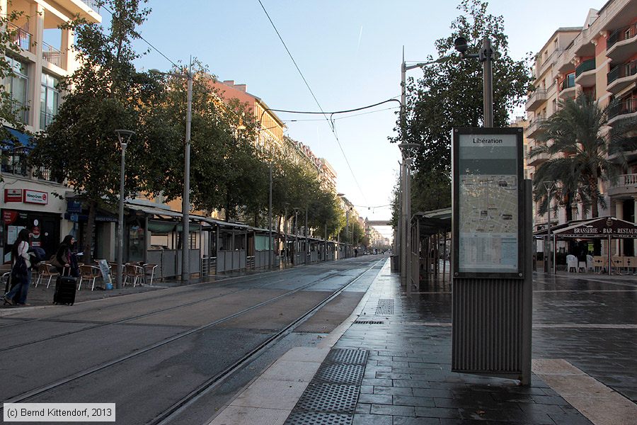 Straßenbahn Nice - Anlagen
/ Bild: niceanlagen_bk1312080203.jpg