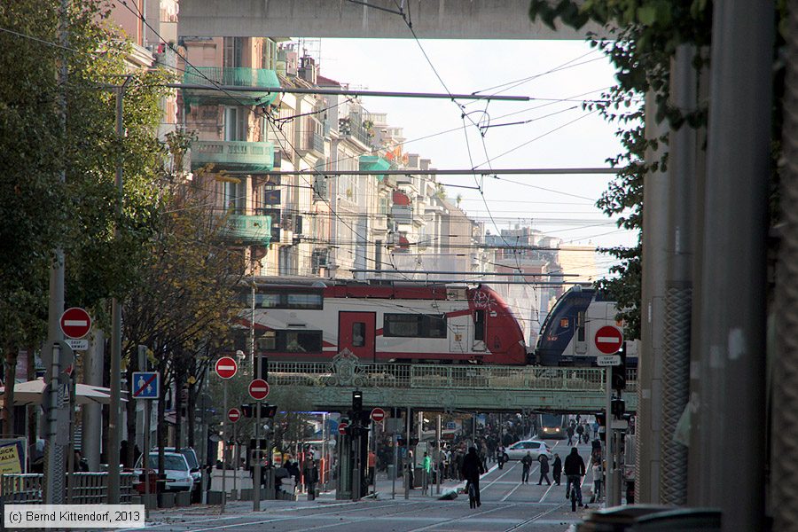 Straßenbahn Nice - Anlagen
/ Bild: niceanlagen_bk1312080206.jpg