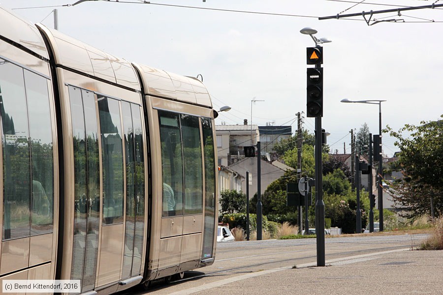 Straßenbahn Orléans - 63
/ Bild: orleans63_bk1607220063.jpg
