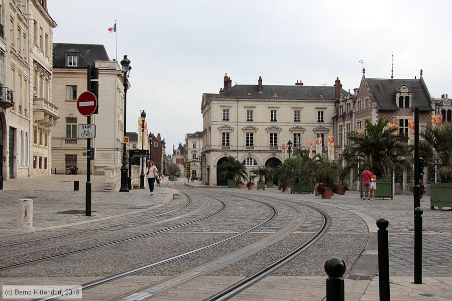 Straßenbahn Orléans - Anlagen
/ Bild: orleansanlagen_bk1607210422.jpg
