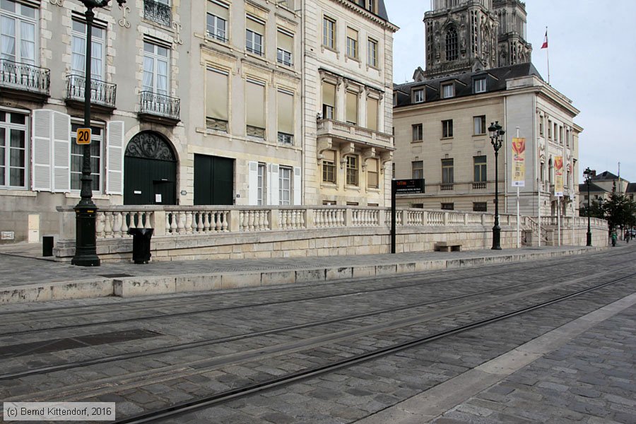 Straßenbahn Orléans - Anlagen
/ Bild: orleansanlagen_bk1607210426.jpg