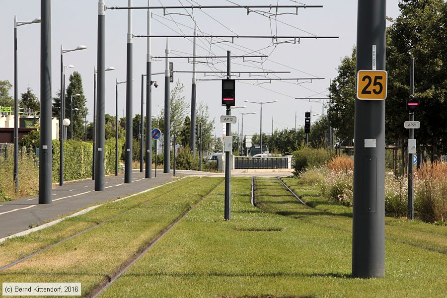 Straßenbahn Orléans - Anlagen
/ Bild: orleansanlagen_bk1607220051.jpg