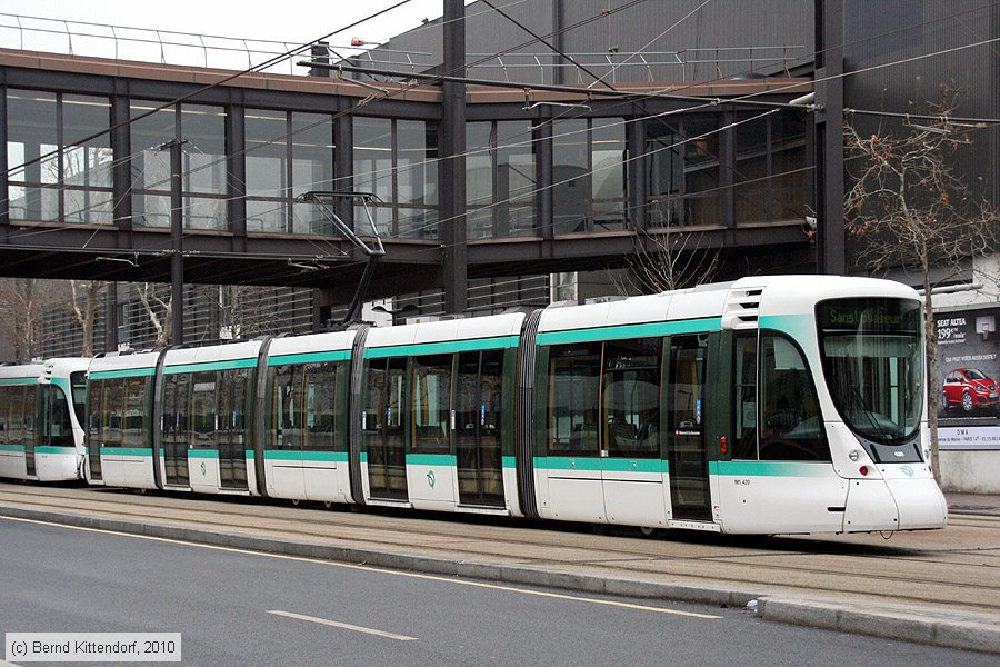 Straßenbahn Paris - 420
/ Bild: paris420_bk1001180056.jpg