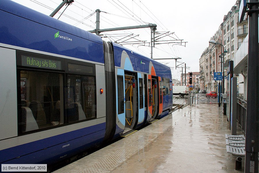 TramTrain Paris - TT15
/ Bild: paristt15_bk1001200175.jpg TramTrain Paris - TT15
/ Bild: paristt15_bk1001200175.jpg