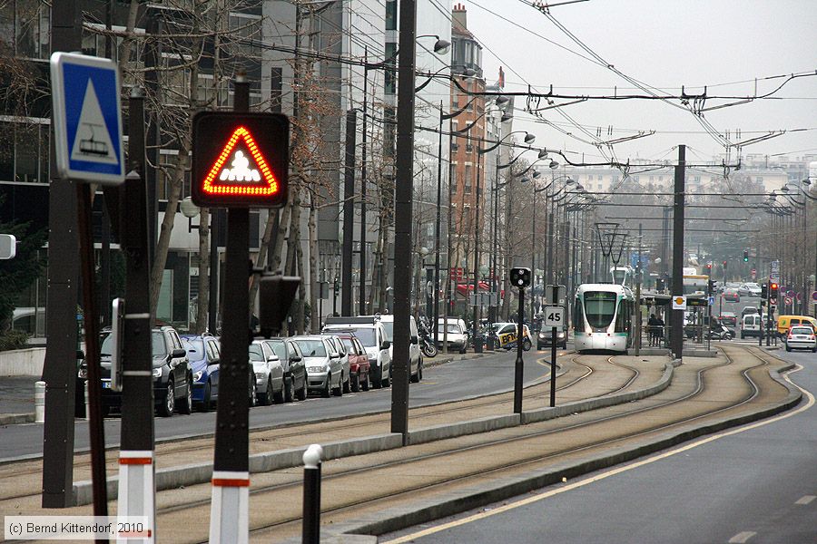 Straßenbahn Paris - Anlagen
/ Bild: parisanlagen_bk1001180063.jpg