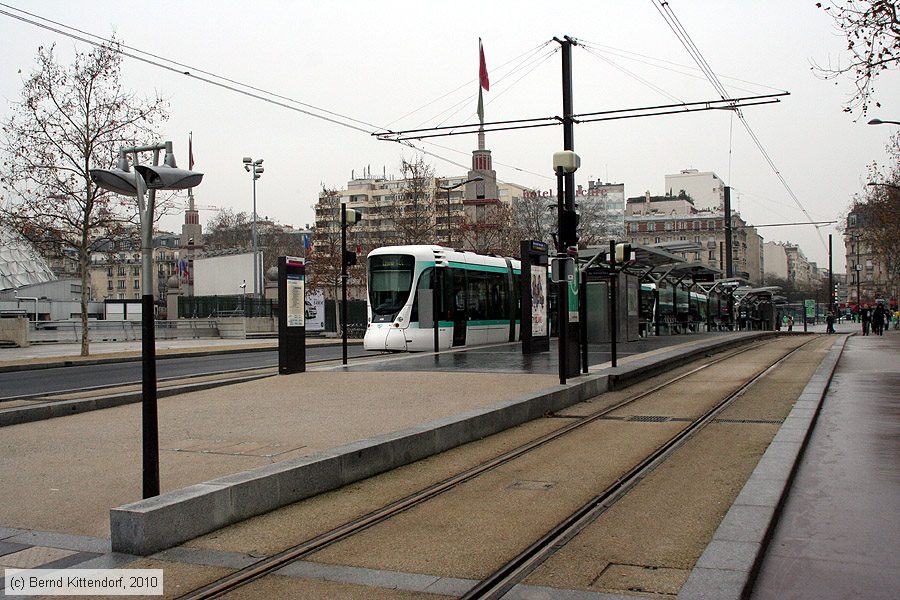Straßenbahn Paris - Anlagen
/ Bild: parisanlagen_bk1001180073.jpg