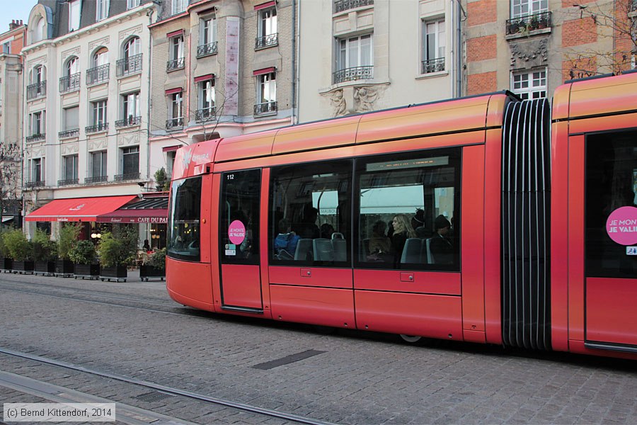 Straßenbahn Reims - 112
/ Bild: reims112_bk1411060212.jpg Straßenbahn Reims - 112
/ Bild: reims112_bk1411060212.jpg