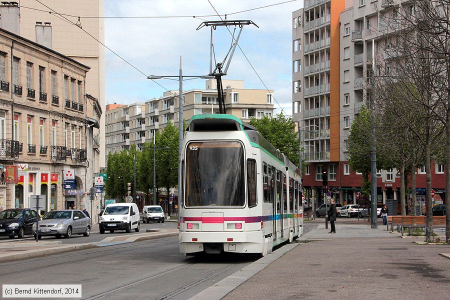Straßenbahn Saint-Étienne - 935
/ Bild: saintetienne935_bk1404280205.jpg Straßenbahn Saint-Étienne - 935
/ Bild: saintetienne935_bk1404280205.jpg