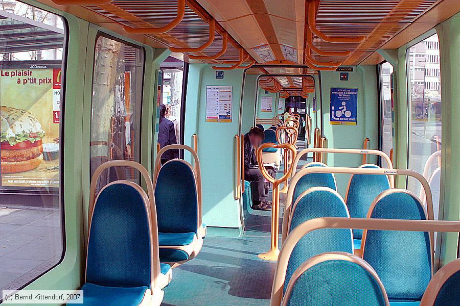 Straßenbahn Strasbourg - 1024 - Innenansicht
/ Bild: strasbourg1024_bk0704070296.jpg