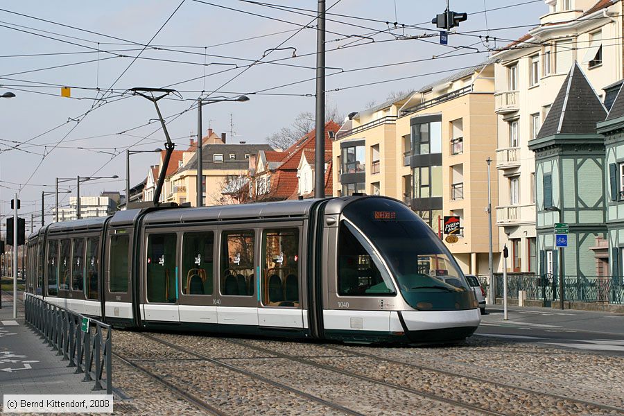 Straßenbahn Strasbourg - 1040
/ Bild: strasbourg1040_bk0802230157.jpg Straßenbahn Strasbourg - 1040
/ Bild: strasbourg1040_bk0802230157.jpg