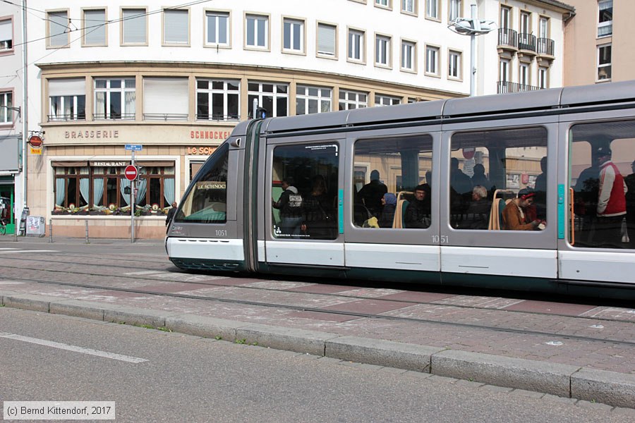 Straßenbahn Strasbourg - 1051
/ Bild: strasbourg1051_bk1705020022.jpg Straßenbahn Strasbourg - 1051
/ Bild: strasbourg1051_bk1705020022.jpg