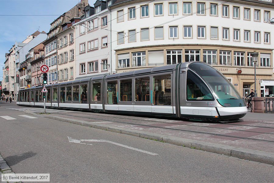Straßenbahn Strasbourg - 1051
/ Bild: strasbourg1051_bk1705020023.jpg Straßenbahn Strasbourg - 1051
/ Bild: strasbourg1051_bk1705020023.jpg