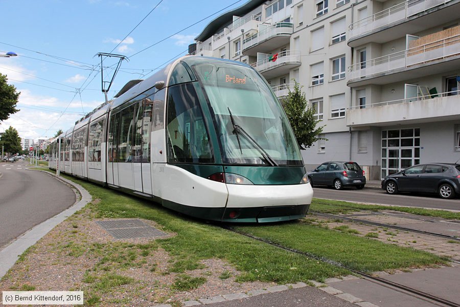 Straßenbahn Strasbourg - 2008
/ Bild: strasbourg2008_bk1607010144.jpg Straßenbahn Strasbourg - 2008
/ Bild: strasbourg2008_bk1607010144.jpg