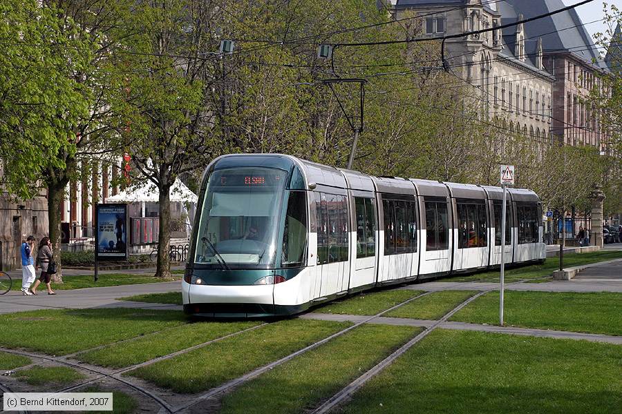 Frankreich Straßenbahn Strasbourg Triebwagen 2025