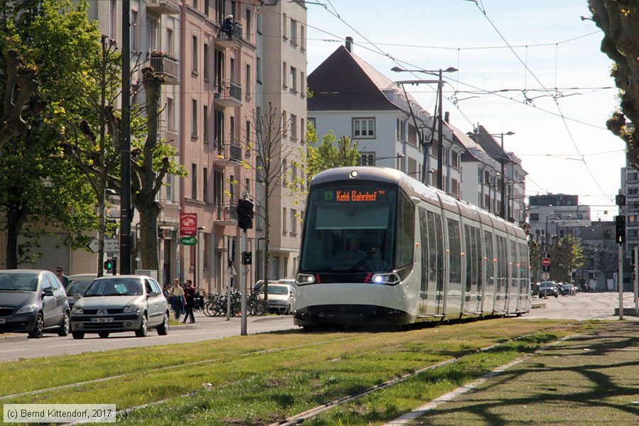 Straßenbahn Strasbourg - 3003
/ Bild: strasbourg3003_bk1704300140.jpg