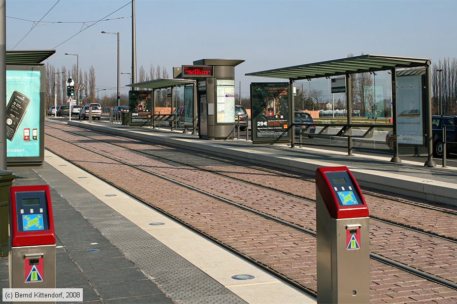Straßenbahn Strasbourg - Anlagen
/ Bild: strasbourganlagen_bk0802230300.jpg