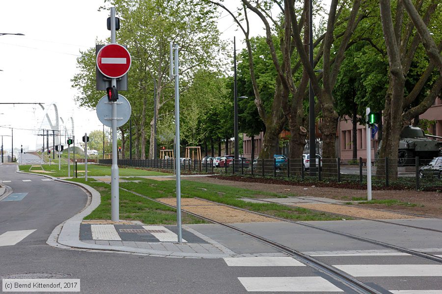Straßenbahn Strasbourg - Anlagen
/ Bild: strasbourganlagen_bk1705020115.jpg