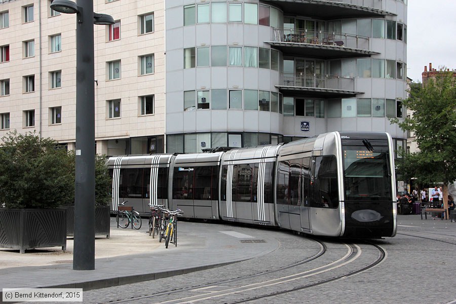 Straßenbahn Tours - 054
/ Bild: tours054_bk1507210137.jpg