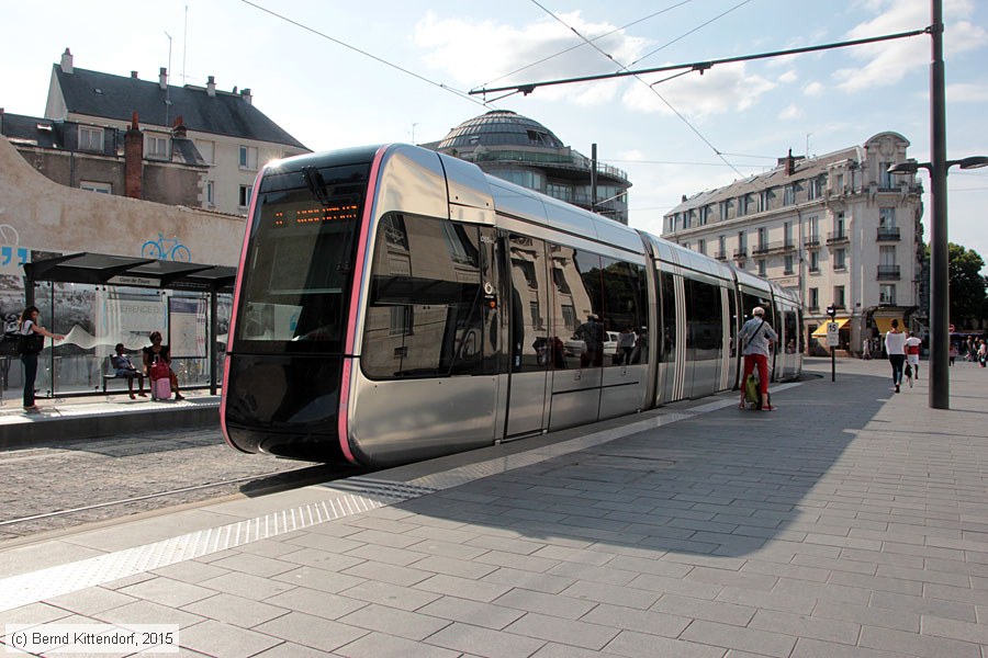 Straßenbahn Tours - 055
/ Bild: tours055_bk1507210264.jpg