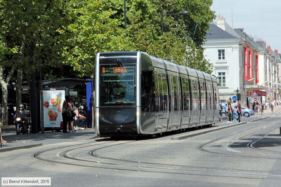 Straßenbahn Tours - 059
/ Bild: tours059_bk1507210178.jpg