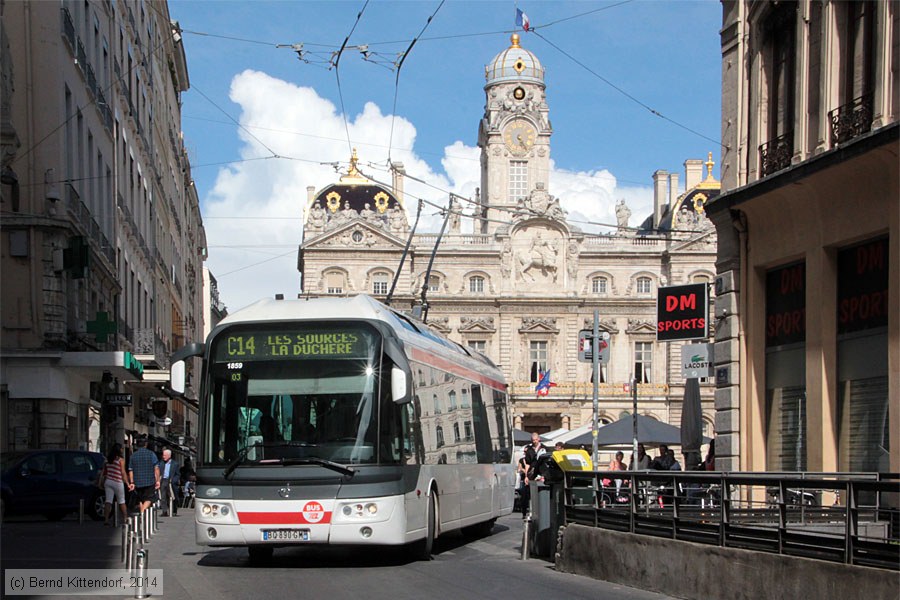 Trolleybus Lyon - 1859
/ Bild: lyon1859_bk1406290370.jpg Trolleybus Lyon - 1859
/ Bild: lyon1859_bk1406290370.jpg