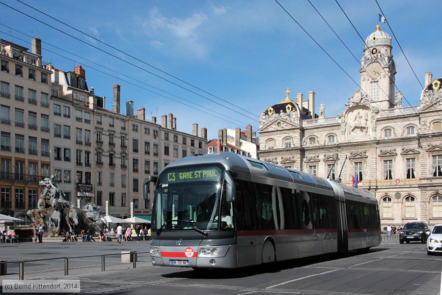 Trolleybus Lyon - 2910
/ Bild: lyon2910_bk1406290366.jpg