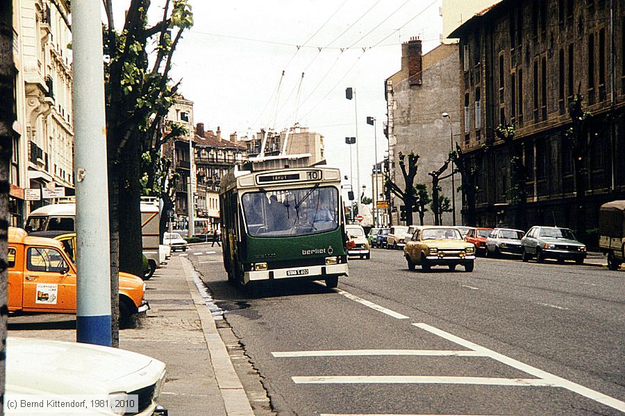 Trolleybus Saint-Étienne - 402
/ Bild: stas402_vb001731.jpg