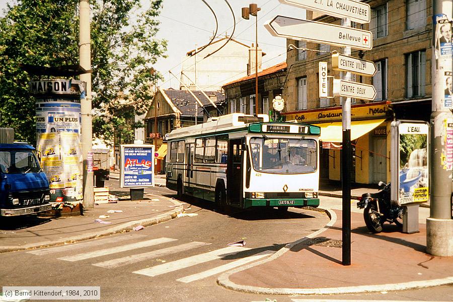 Trolleybus Saint-Étienne - 428
/ Bild: stas428_vb012919.jpg Trolleybus Saint-Étienne - 428
/ Bild: stas428_vb012919.jpg