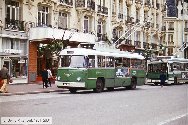 Trolleybus Saint-Étienne - 86
/ Bild: stast86_ds035513.jpg