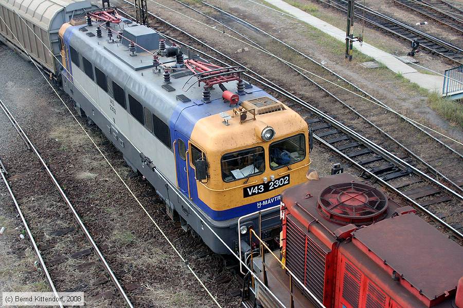 MAV - V43 2302
/ Bild: mavv432302_bk0809200217.jpg MAV - V43 2302
/ Bild: mavv432302_bk0809200217.jpg