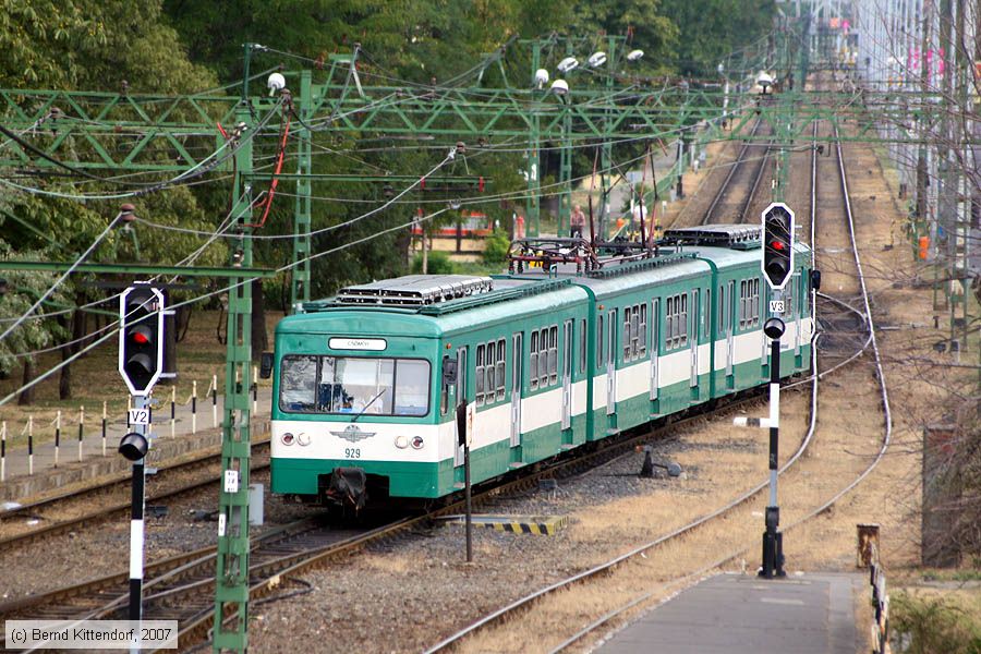 Budapest - Vorortbahn HEV - 929
/ Bild: budapesthev929_bk0708090275.jpg