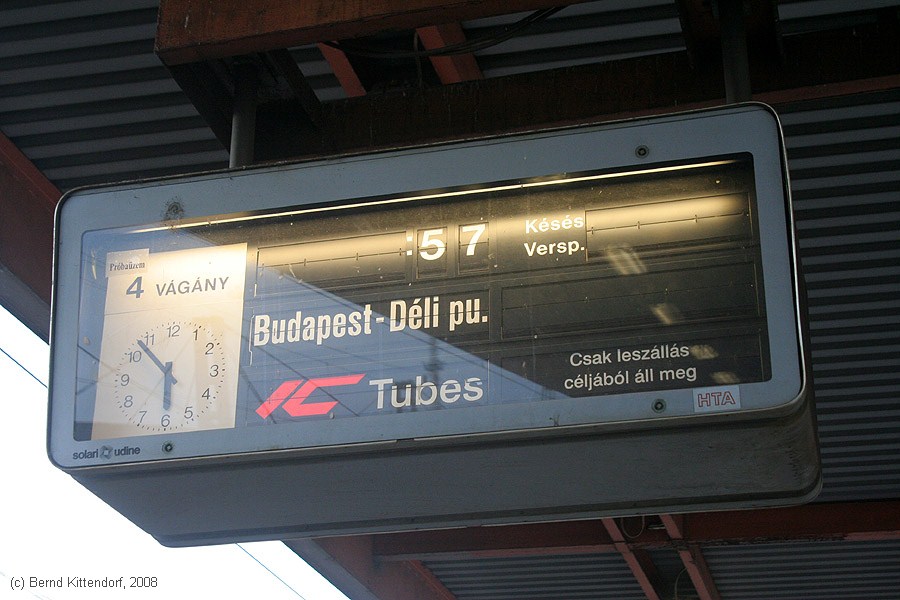 Bahnhof Budapest Kelenföld
/ Bild: bfbudapestkelenfoeld_bk0809190449.jpg Bahnhof Budapest Kelenföld
/ Bild: bfbudapestkelenfoeld_bk0809190449.jpg