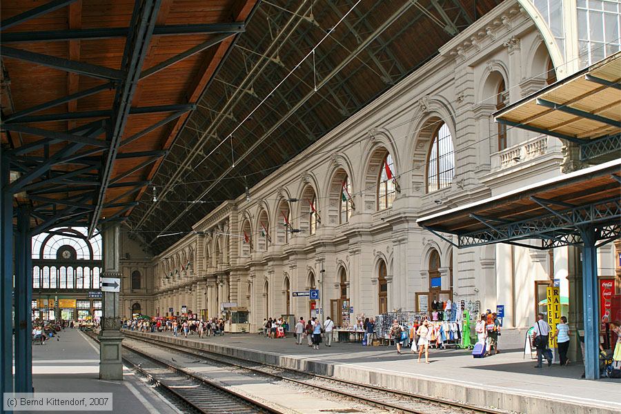 Bahnhof Budapest Keleti
/ Bild: bfbudapestkeleti_bk0708090139.jpg